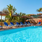California - Piscina Aquecivel E Bbq Na Corcovada, *